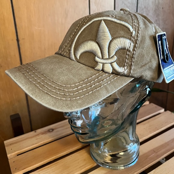 Matte Tan Khaki Fleur de Lis Cap - Picture 3 of 13